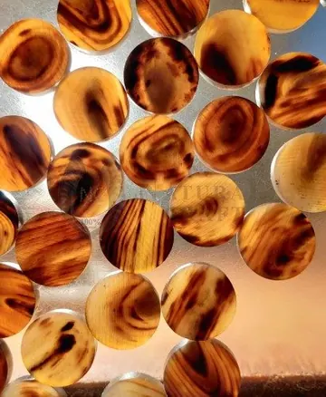 Buffalo Horn Button Blanks color 2, item 148